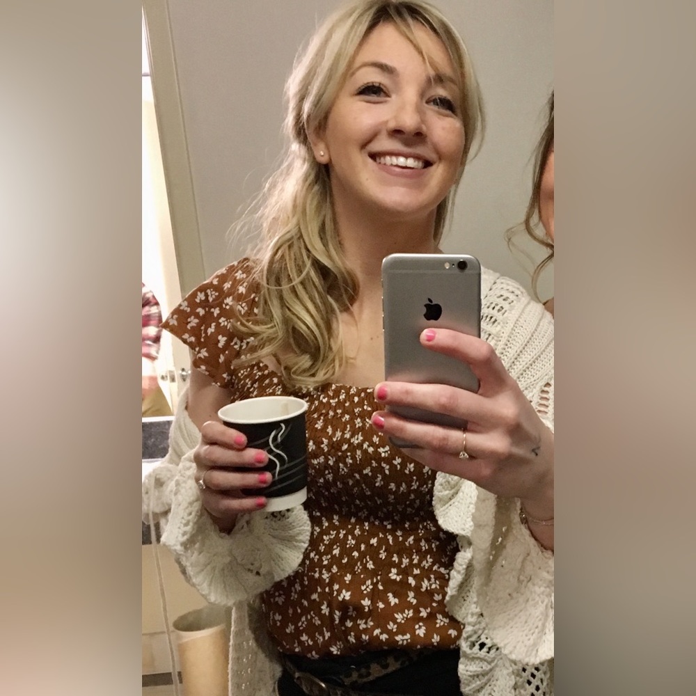 Meet your Posher, Lisa